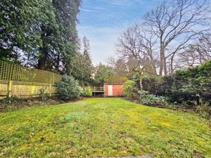 Photo 28- click for photo gallery